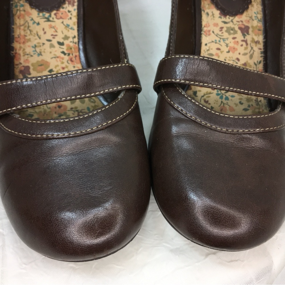 Seychelles Brown Mary Jane Mid Heel Pump -8- - Picture 4 of 15